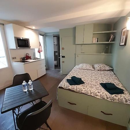 Apartament Studio Equipe Metro Abbesses A Montmartre Paryż Zewnętrze zdjęcie