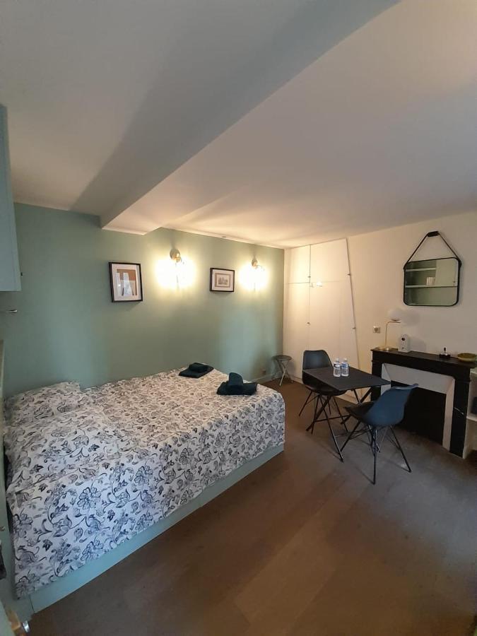 Apartament Studio Equipe Metro Abbesses A Montmartre Paryż Zewnętrze zdjęcie